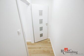 Pronájem bytu 3+1 po rekonstrukci – Praha 4, Modřany, ulice 