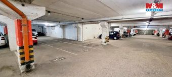 Nabízíme k prodeji garážové stání v družstevním garážovém do