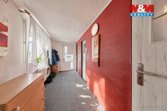 Nabízíme k prodeji polovinu chalupy po rekonstrukci, připrav