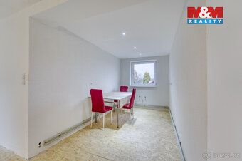 Nabízíme k prodeji celoroční objekt v malebné lokalitě Staré