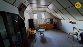 In exclusive representation we offer for sale a family house in Police
