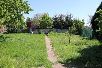 Prodám starší RD 6+1 a 2+1 v Moravském Žižkově. Pozemek 1239