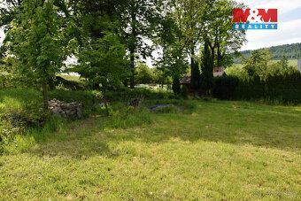 We offer for sale an almost flat sunny plot of land with an area of 1202 m² in a quiet part of…