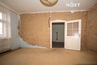 Nabízíme k prodeji rodinný dům v obci Nové Syrovice, vzdálen