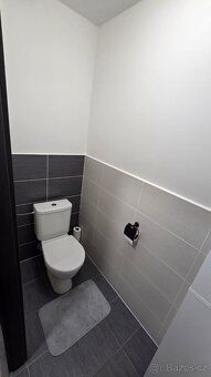 I offer for sale a very nice, completely renovated apartment of 3+1 on Generála Svobody Street…