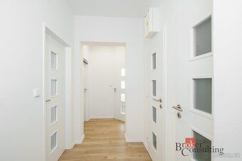 Prodej bytu 3+1 po celkové rekonstrukci – Praha 4, Modřany, 