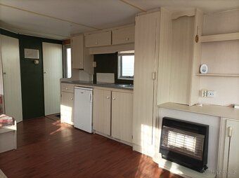 WAREHOUSE in ŽEBRÁK size 3.1 x 8 m, one lockable bedroom, gas fireplace heating, cooker…