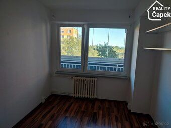 Nabízím vám k prodeji klasický panelový byt 3+1 o velikosti 