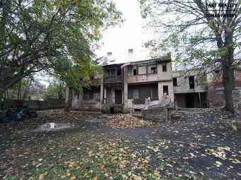 We offer for sale commercial property of total built-up area 
