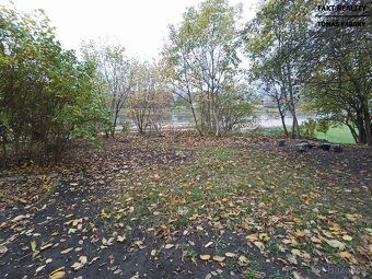 We offer for sale commercial property of total built-up area 