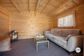We offer a cottage with layout 4KK and land area of 1.079 m2