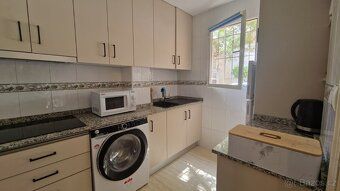 Rodinný apartmán v Torrevieja s bazénem – €150,000 📍 Torrevi