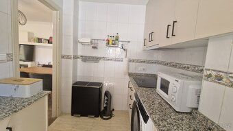 Rodinný apartmán v Torrevieja s bazénem – €150,000 📍 Torrevi