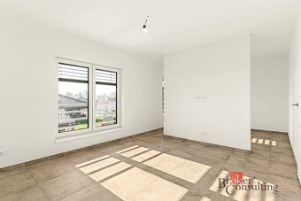Prodej novostavby, bytu 5+kk, 160m² plochy s garáží, z roku 