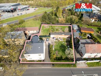 We offer for sale a spacious family house in Karlovy Vary,