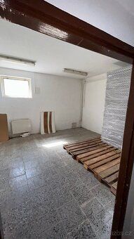 Nabízíme k pronájmu komerční prostory o celkové výměře 166 m