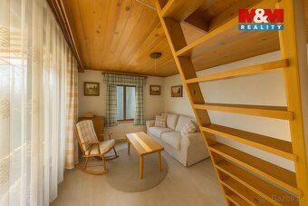 Nabízíme k prodeji zahradu o rozloze 442 m² se zděnou chatou
