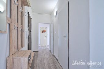 K dlouhodobému podnájmu nabízíme byt o dispozici 2+1 v oblíb