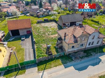 Nabízíme k prodeji pozemek k bydlení v klidné části města Zá