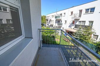 K dlouhodobému podnájmu nabízíme byt o dispozici 2+kk v klid