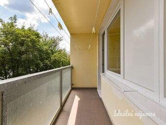 K dlouhodobému podnájmu nabízíme příjemný byt o dispozici 2+