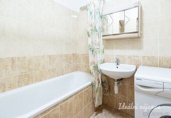 K dlouhodobému podnájmu nabízíme krásný byt o dispozici 2+kk