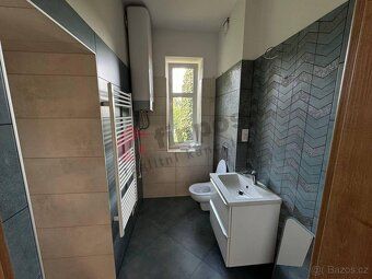 Nabízíme k prodeji atraktivní podkrovní byt 2+1 o rozloze 74