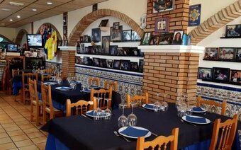 Prodává se nádherný hostel s restaurací, rozložený na třech 