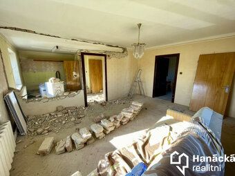 Hledáte prostorný dům s charakterem, velkou zahradou a možno