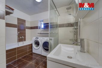 Nabízíme k prodeji rodinný dům 4+1 o užitné ploše 127 m² v k