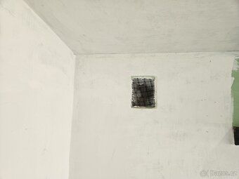 We offer for rent a garage of size 20 m² in a garage complex on Terezínská Street.