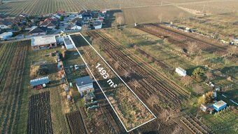 Building plot of 1493 m² – Tvrdonice | garden, quiet, great accessibility (D2 - 10 minutes away)