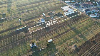 Building plot of 1493 m² – Tvrdonice | garden, quiet, great accessibility (D2 - 10 minutes away)