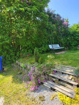 We offer accommodation suitable for companies and their employees in a quiet location of…