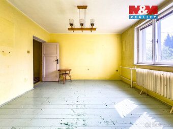 Nabízíme k prodeji dům nacházející se v klidné ulici, v žáda