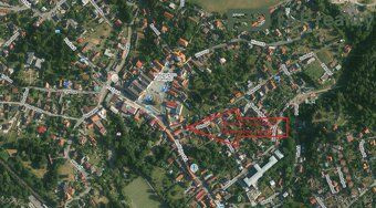 Prodej zasíťovaného pozemku v Jablonci nad Jizerou, 949m2 Hl