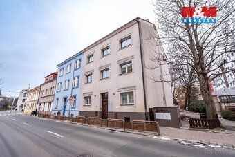 V ulici Kolovratská ve Strašnicích nabízíme k pronájmu kance