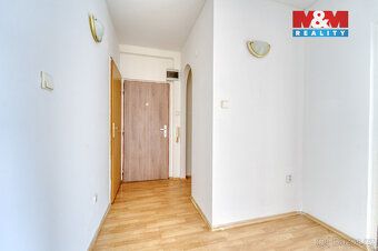 We offer you a spacious 3BR apartment of 77 sqm, which is located in a quiet housing estate on…