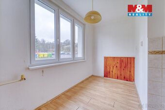 We offer you a spacious 3BR apartment of 77 sqm, which is located in a quiet housing estate on…