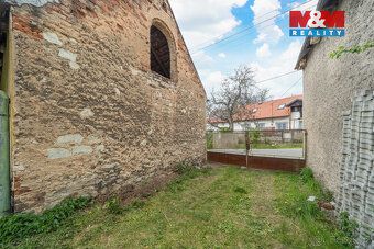 Nabízíme k prodeji rodinný dům o dispozici 2+kk v klidné čás