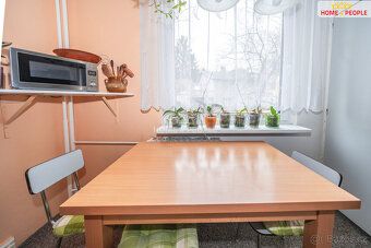 , Nabízíme k prodeji byt o dispozici 2+1 předělané na 3+1 a 