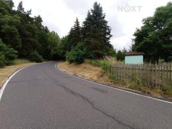 We exclusively offer for sale land suitable for construction of up to 4 family houses in Lipoltov.