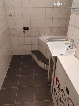 Prodej pěkného, prostorného bytu o dispozici 4+1 v osobním v