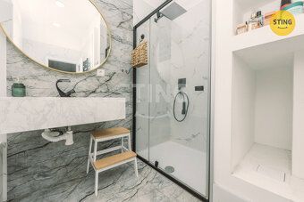 Nabízíme velmi pěkný byt 3+kk (77 m2) s balkónem (5 m2) v sa