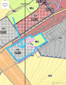 Komerční pozemky na prodej o rozloze 16 000 m2. Jedná se o p