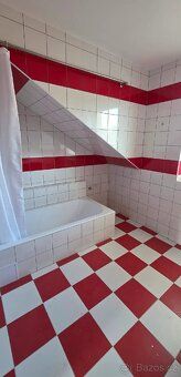 💎 NOVÝ MEZONET 3+kk, 96 m² + ZAHRADA – První nájemce Text in