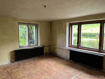 We offer for sale a family house in the village of Pavličky.