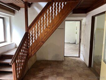 We offer for sale a family house in the village of Pavličky.