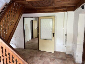 We offer for sale a family house in the village of Pavličky.