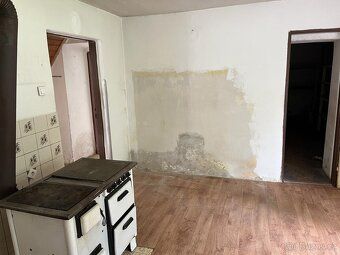 We offer for sale a family house in the village of Pavličky.